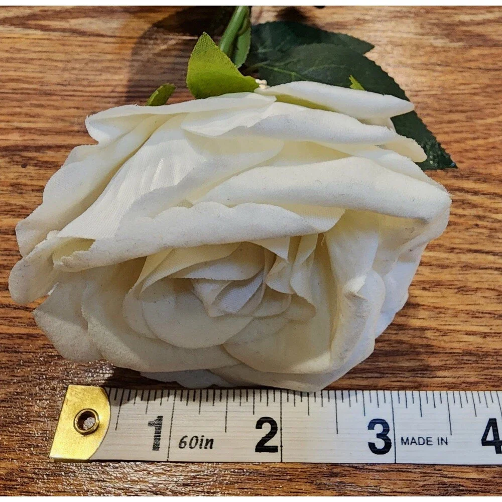 12 Artificial Cream White Roses with Stems